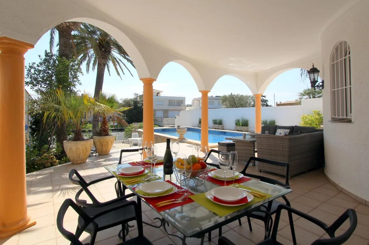 אמפוריבראבה Leon Inmo Villa Carla - 12209