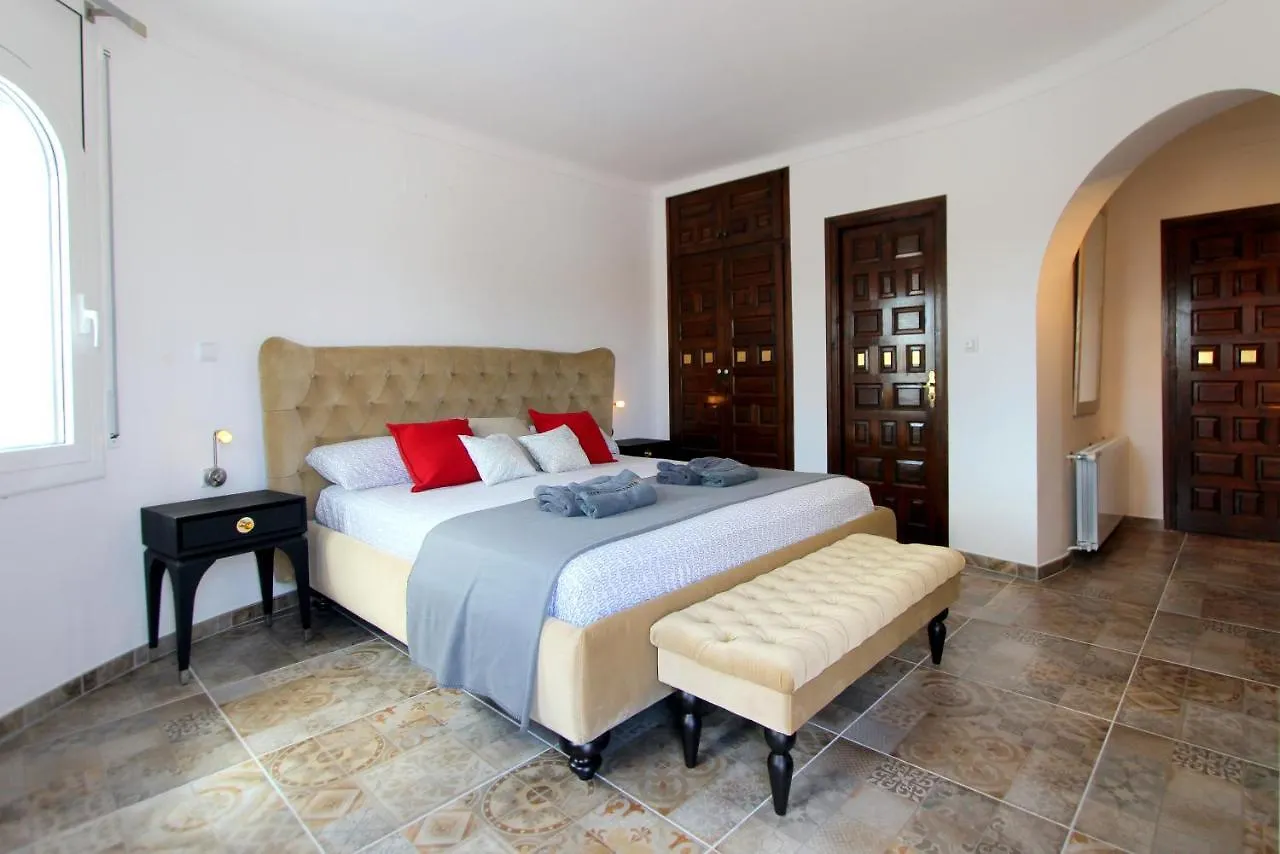 אמפוריבראבה Leon Inmo Villa Carla - 12209