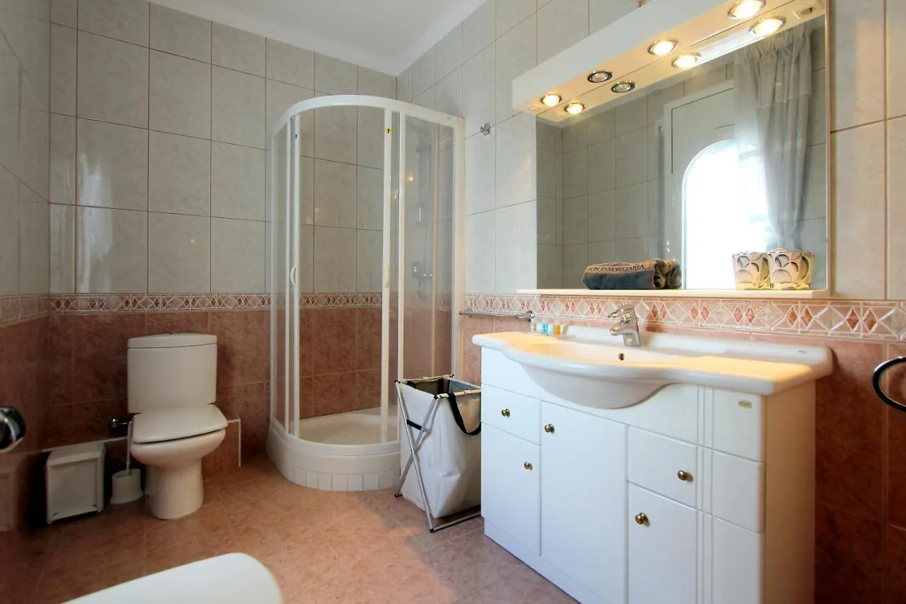 אמפוריבראבה Leon Inmo Villa Carla - 12209