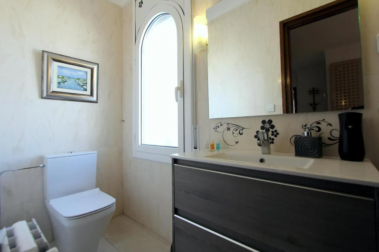 אמפוריבראבה Leon Inmo Villa Carla - 12209 ספרד